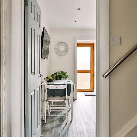 Family Town House Villa Belfast Bagian luar foto