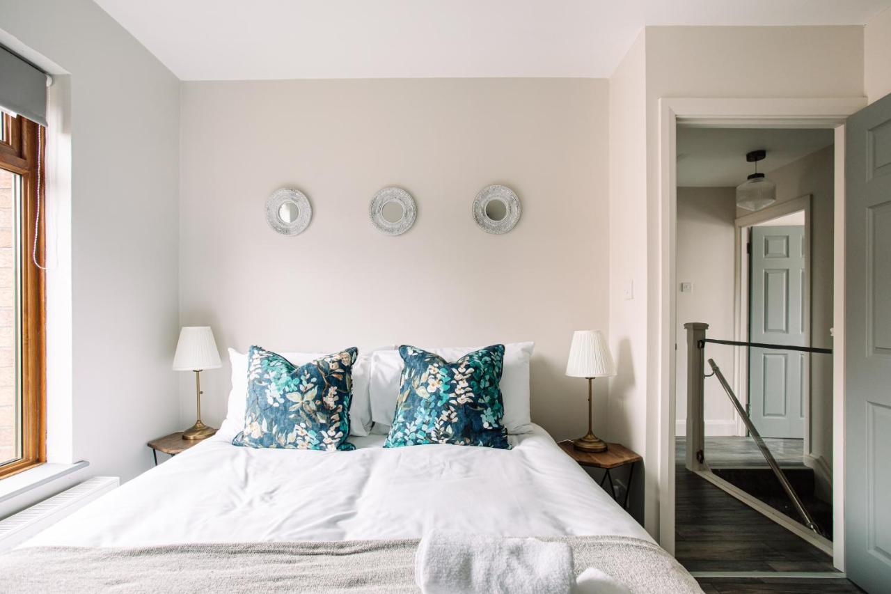 Family Town House Villa Belfast Bagian luar foto